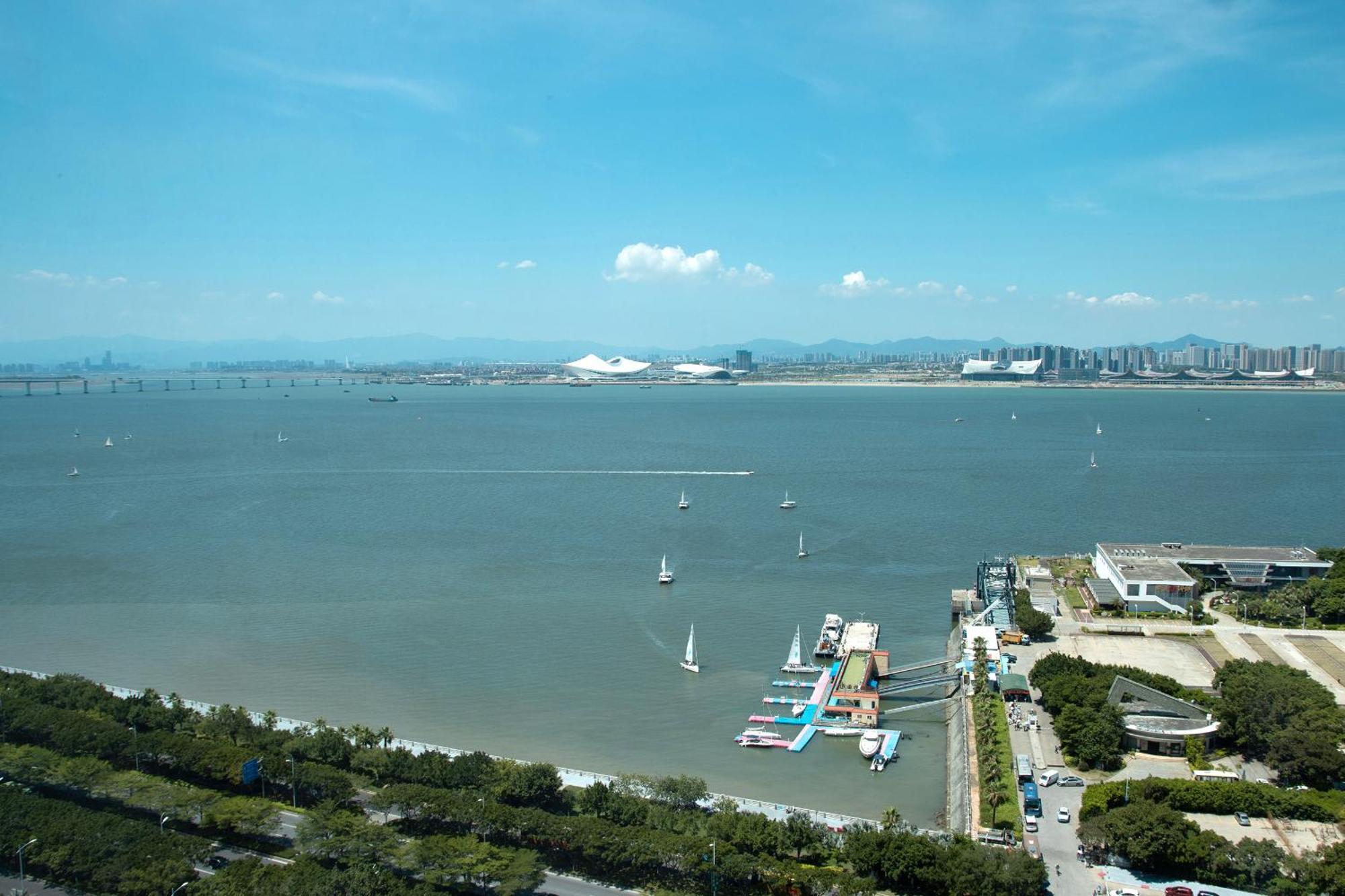 Doubletree By Hilton Hotel Xiamen - Wuyuan Bay Exterior photo